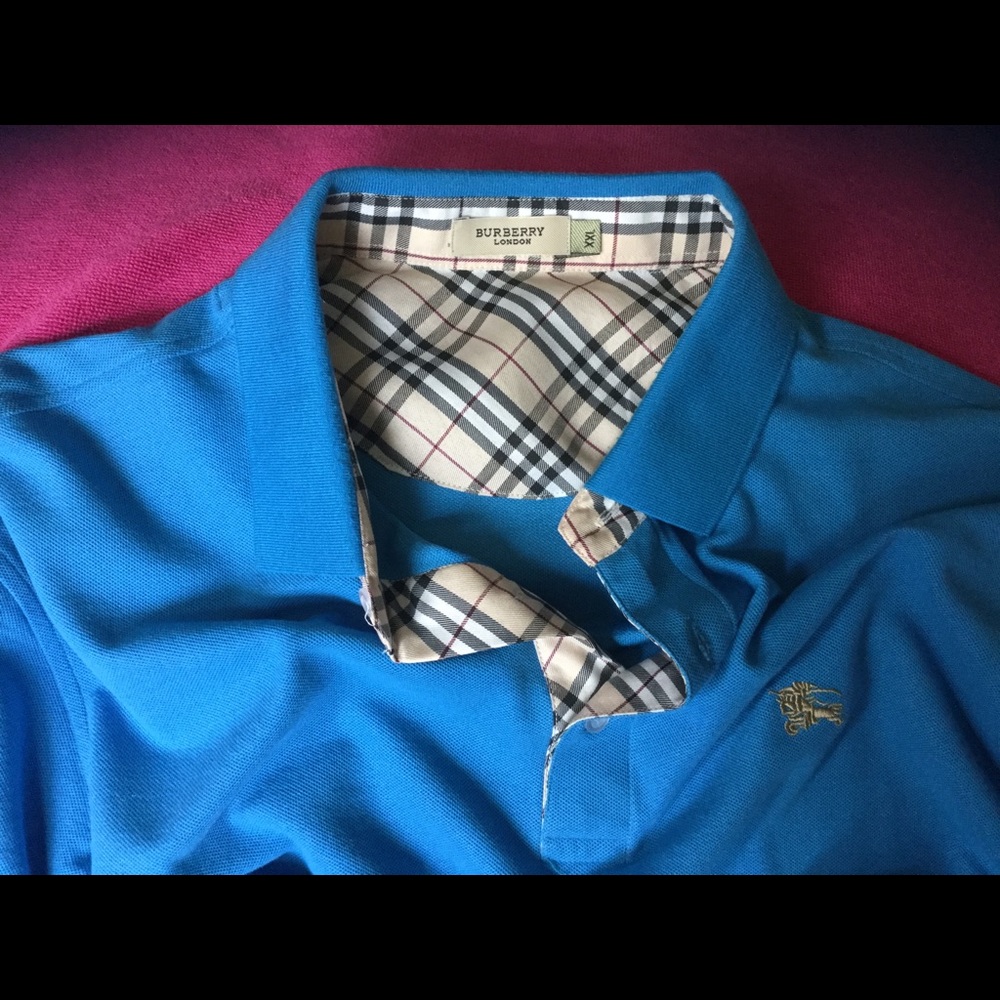Burberry men shirt it’s new without tags